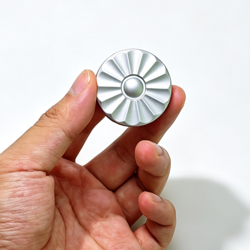 Cool Office Tech Gadgets - Giocattoli Antistress Magnetici Rotanti a Forma