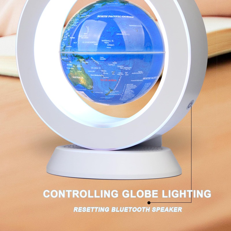 Lampada Altoparlante Bluetooth - Cool Office Tech Gadgets recensione e prezzo