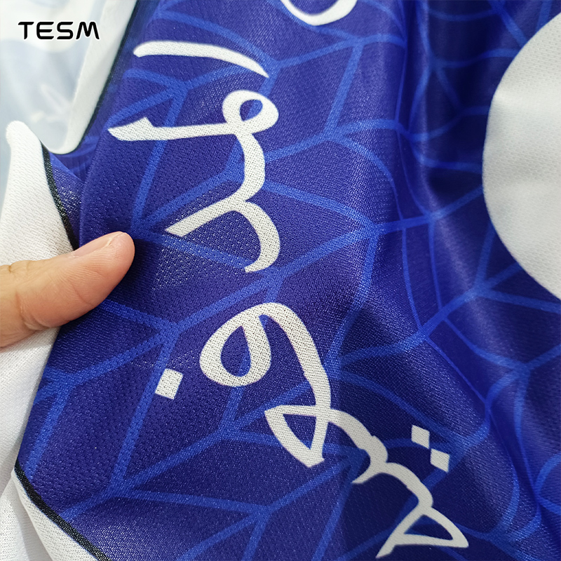 T-shirt da uomo con motivo Cry - Office Tech Wear recensione e prezzo