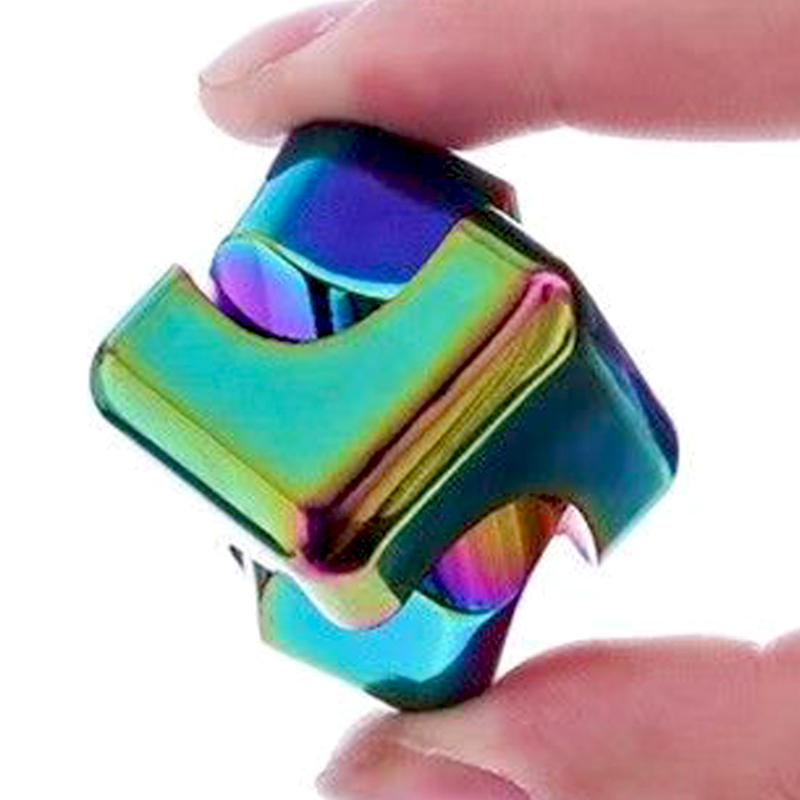 Cubo Fidget Spinner Infinity Q - Cool Office Tech Gadgets recensione e prezzo