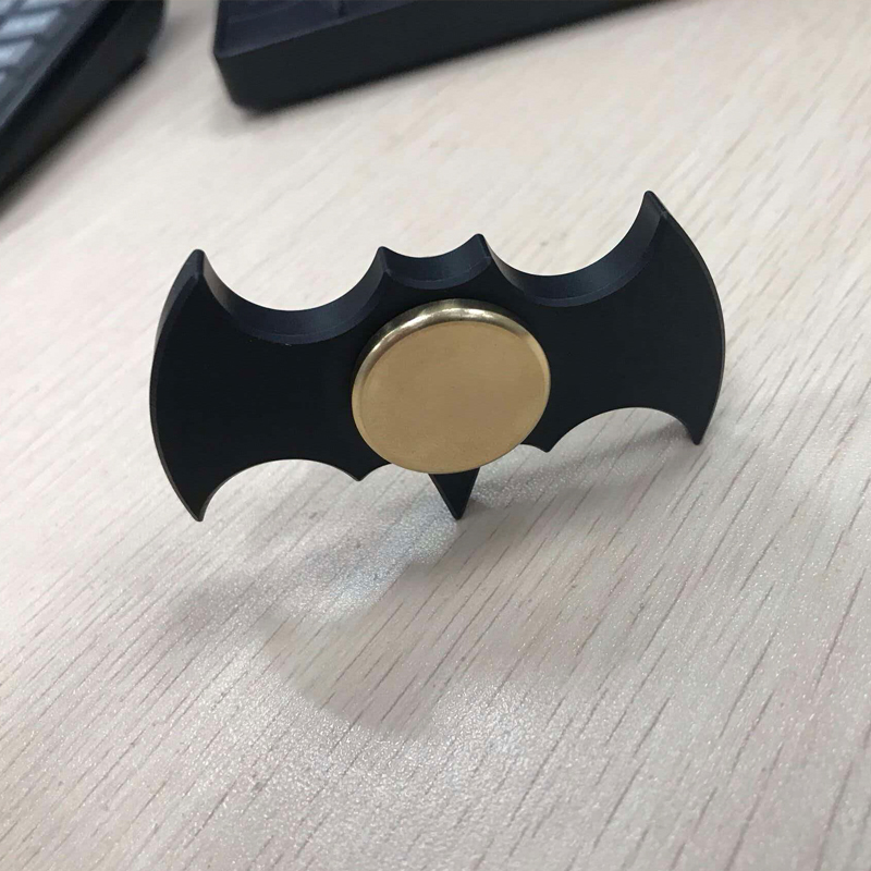 NUOVO Fidget Spinner a Forma d - Cool Office Tech Gadgets recensione e prezzo
