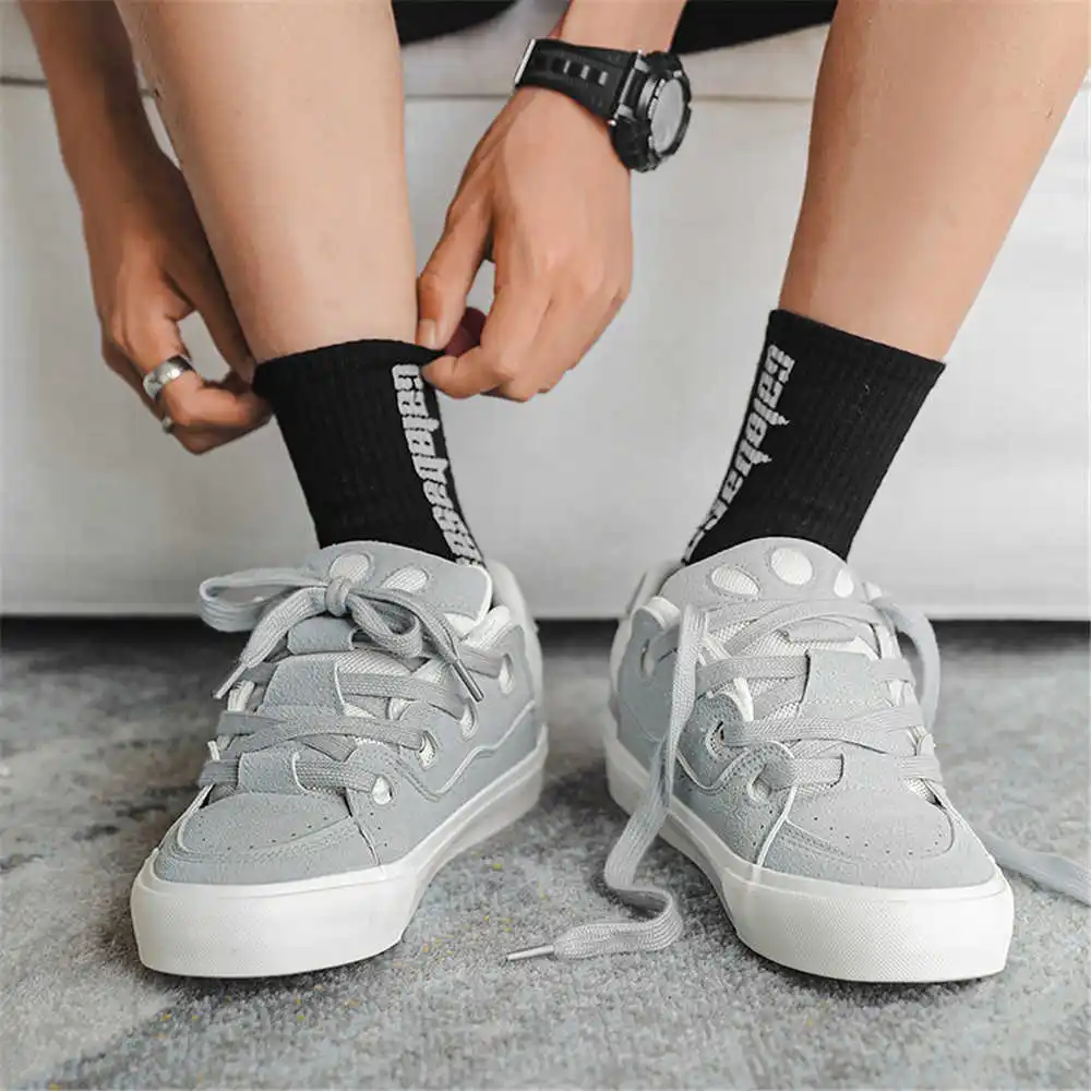 Con allacciatura Scarpe da scu - Office Tech Gifts For Men recensione e prezzo